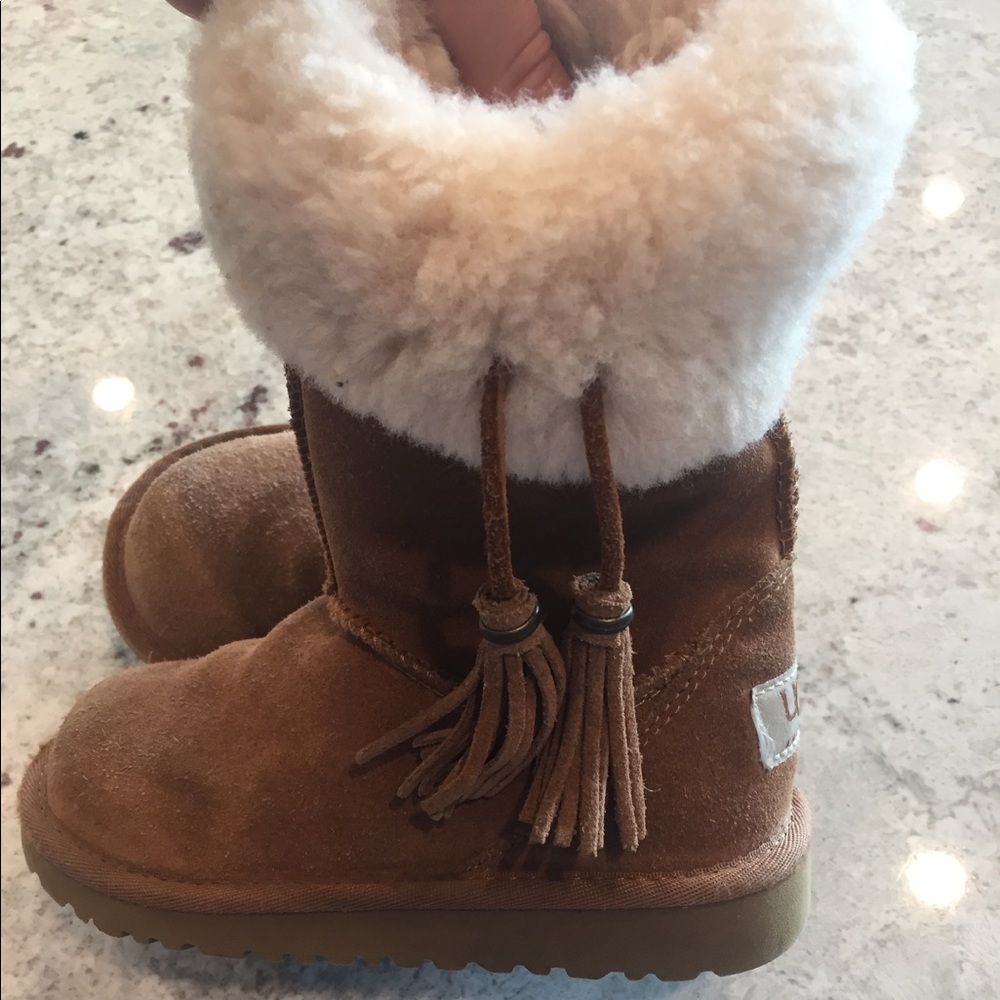 Toddler girls size 10 UGGS